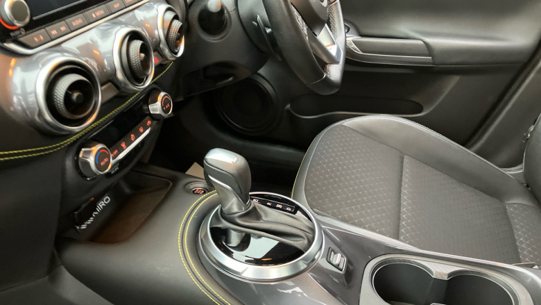 Nissan Juke 1.0 DiG-T 114 Kiiro 5dr DCT Petrol Hatchback